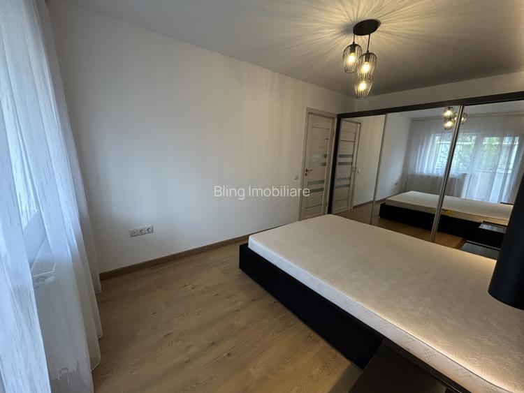 Apartament 2 camere decomandat , 56 mp , zona Porii ,  - 3