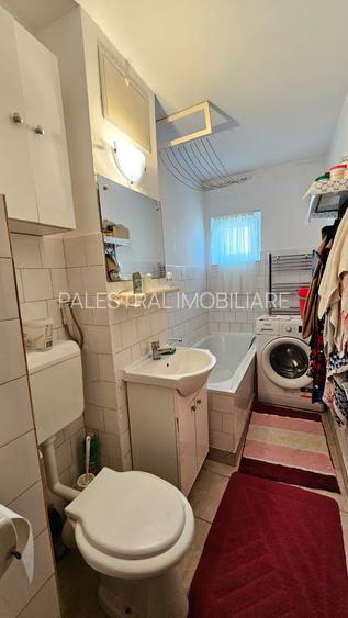 Apartament 2 camere Judetean-lic Informatica,decomandat,125000 Euro - 7