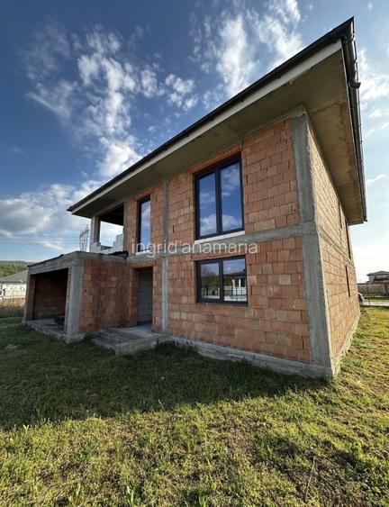 Casa de vânzare la super preț  - 2