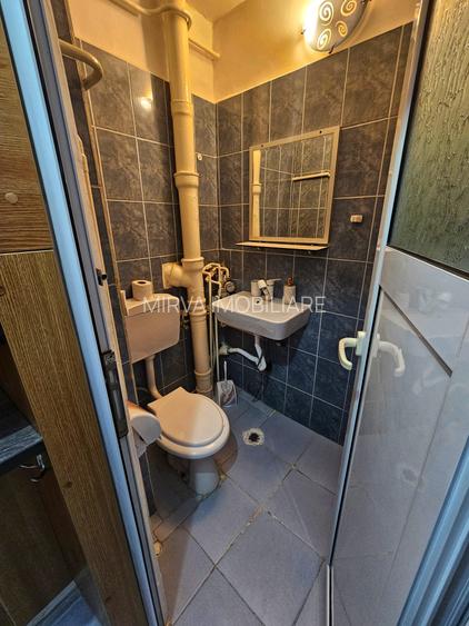 Garsonieră de închiriat | mobilata | utilata – Zona Democrației - 10