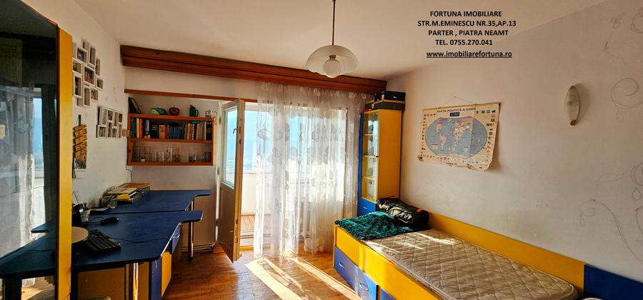 Apartament 3 camere, cu boxa si loc de parcare, zona 1 Mai