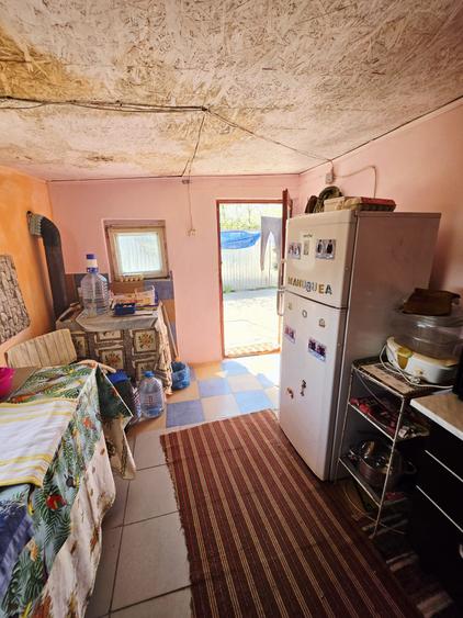 Casă 4 camere, 685 mp teren, renovată 2011 – Mănești, Zalhanaua