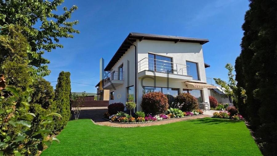 Muta-te direct in casa visurilor tale! Vila premium complet echipata in Someseni