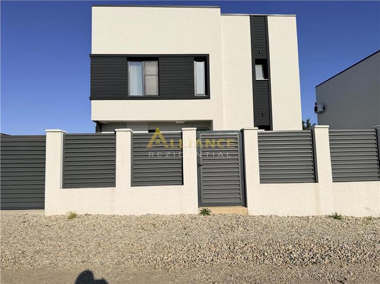Casa individuala || 4 camere || 5 min fata de metrou