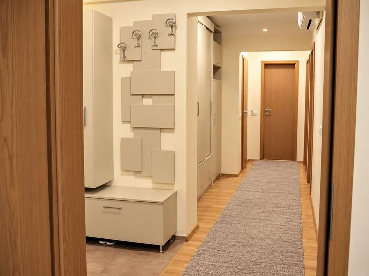 Olimpia-Centrul de Afaceri | 3 Camere | Decomandat | 2 Băi | Centrală Proprie