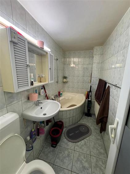 Apartament 4 camere Hol H Bld. Brancoveanu,