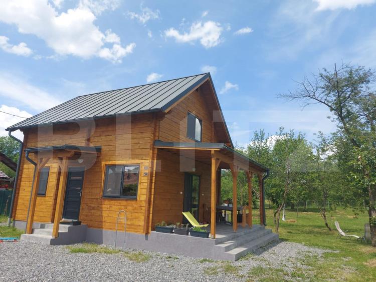 Casa ecologica tip sandwich, eficienta energetic, teren 2.673 mp, zona Baisoara