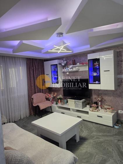 3 Camere - Renovat Complet/ Mobilat - Zona Dacia