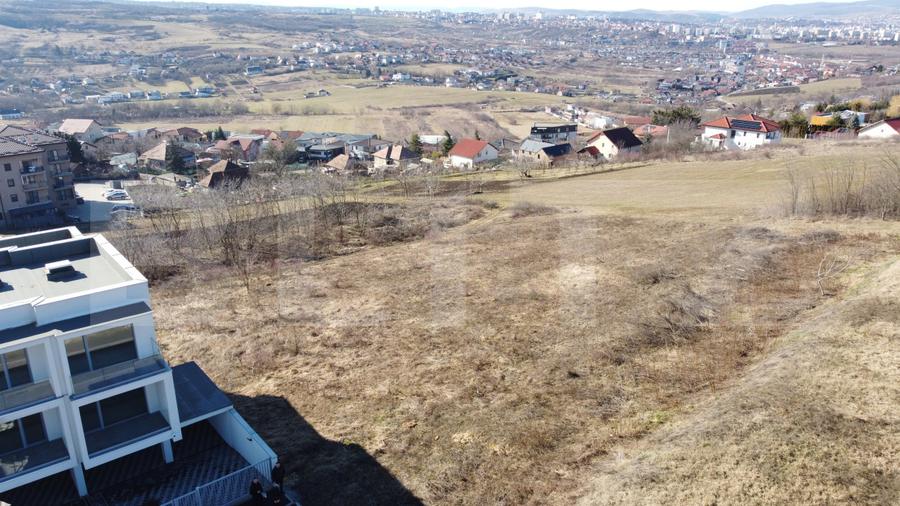 Teren cu panorama - 2900 mp -Borhanci Hub Educational - intravilan, PUZ in lucru