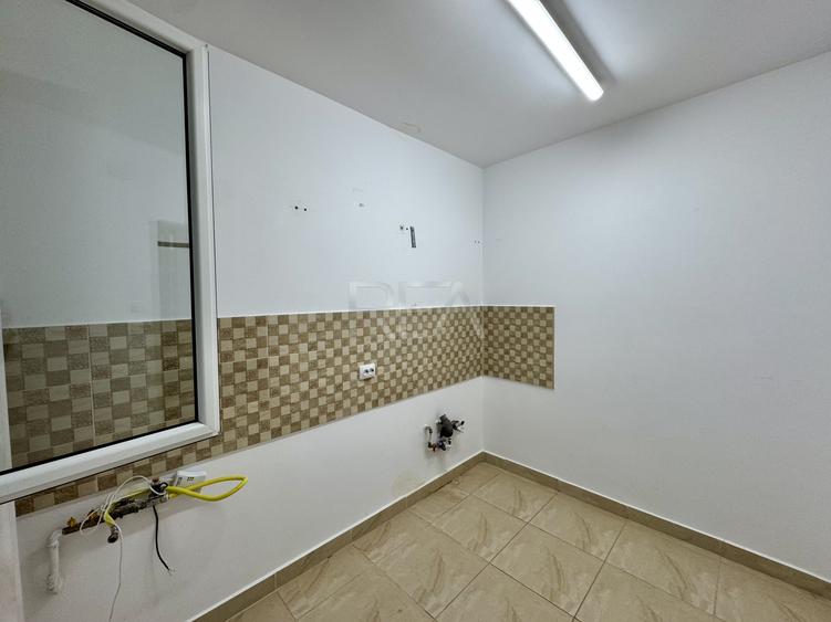 2 camere renovat pe Mihalache cu Vedere Spate