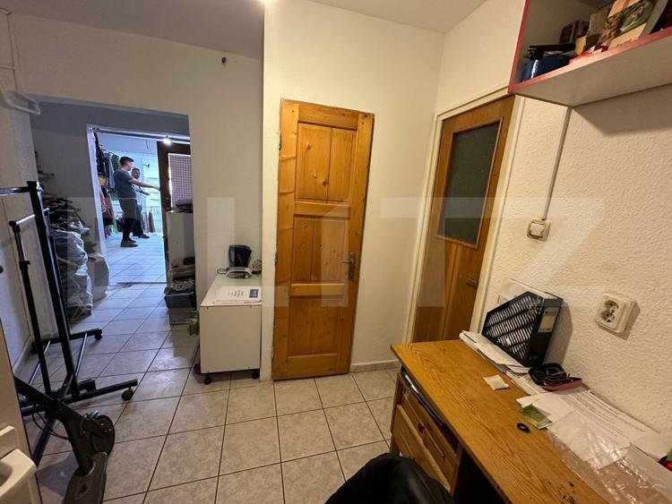 Spatiu comercial de vanzare, 102mp, zona industriala