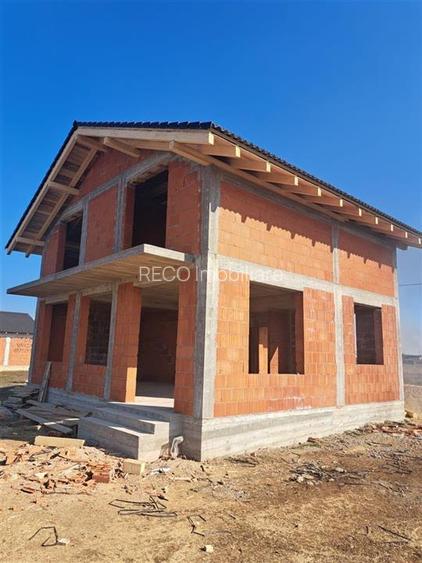 RECO Casa la rosu in Cihei- cu utilitati-la 5 minute de Oradea - 3