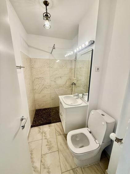 Duplex 4 camere I Unirii I Nemobilat I Etajele 8 si 9 I 127 MP