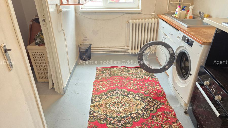 Vand apartament cu 2 camere in Deva, zona ultracentrala (Piata), bloc de 4 etaje - 9