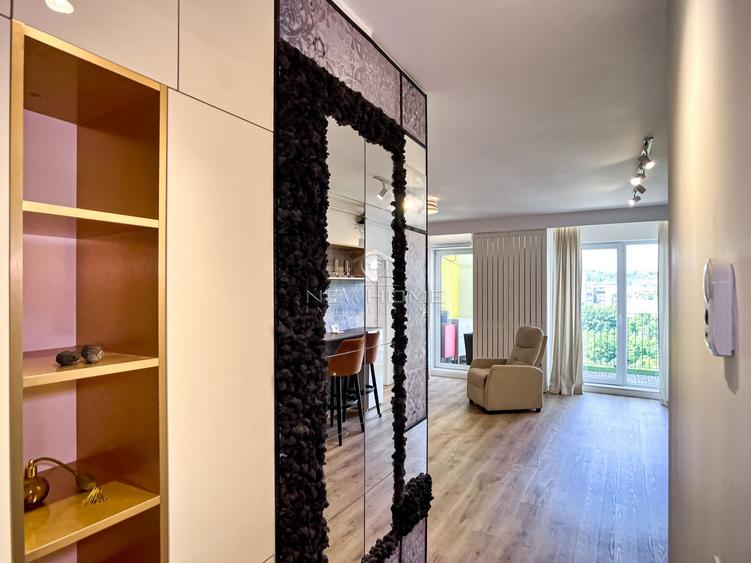 Apartament 2 camere, Parcare,  zona Centrala