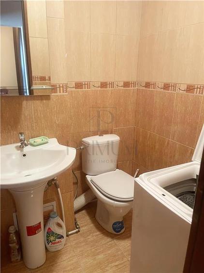 DAMBOVITA - 3 CAM - CENTRALA PROPRIE - RENOVAT - 2 BAI - ZONA LINISTITA