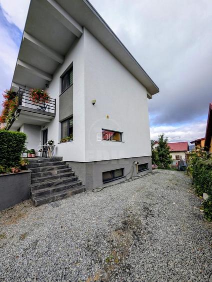 Casa individuala de vanzare ,zona Fagului