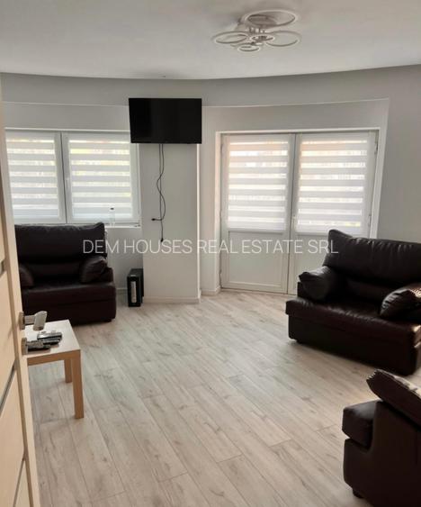 Locatie de exceptie in centrul capitalei,stradal pe Bd. DECEBAL renovat integral - 4