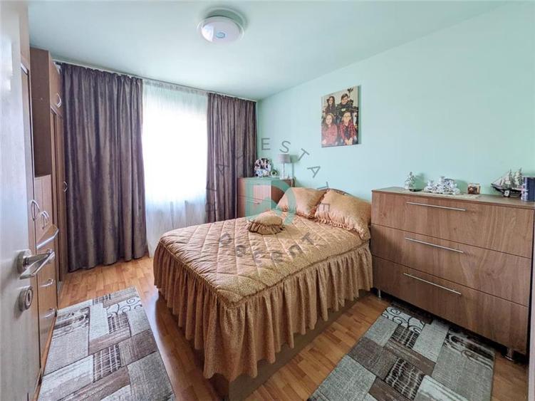 Apartament 3 camere Judetean, Brasov