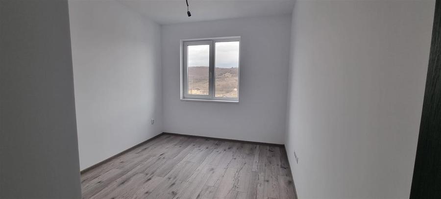 Apartament 2 camere + Terasa de 40mp - zona Rediu