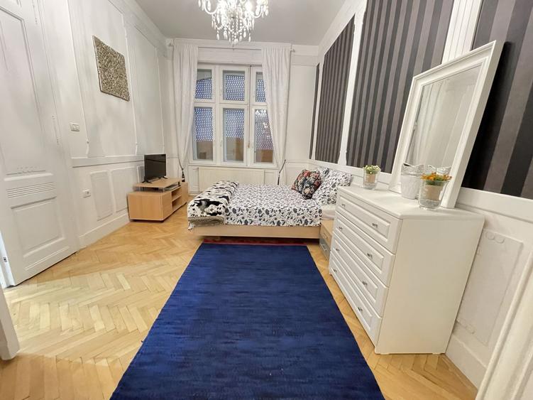 Apartament 4 camere spatios  in zona Sinaia
