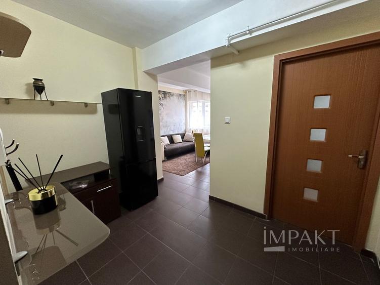 Apartament de inchiriat cu 3 camere,zona semicentrala!