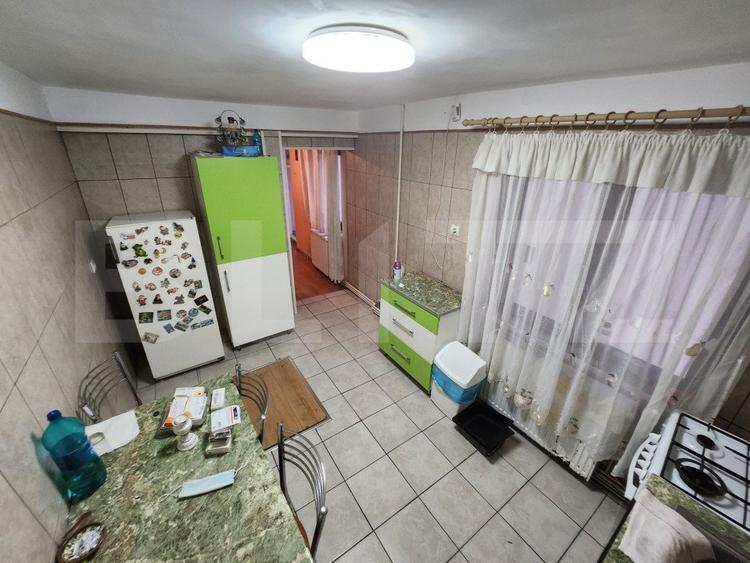 Casa individuala, 6 camere, 99 mp, semifinisata ,zona Est