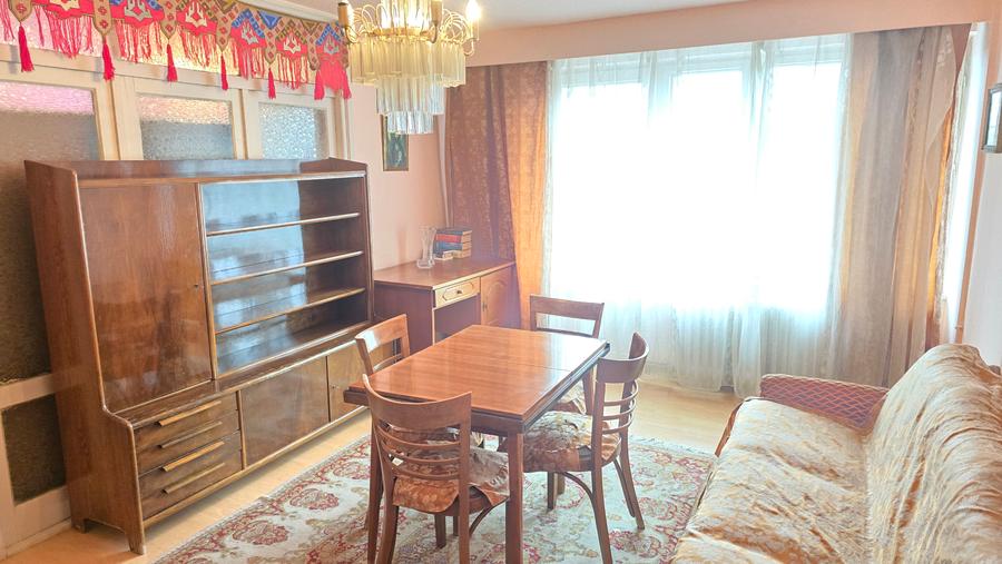 Vand apartament 2 camere decomandat in Deva, etaj 2, zona Avram Iancu