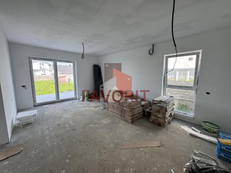 Duplex 5 camere ,despartit prin camera tehnica, finisat la cheie in Mosnita
