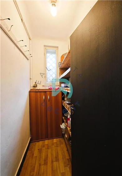 Închiriez 2 camere, Brasovul vechi