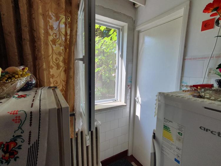Vand apartament cu 3 camere zona Vlaicu Lebada 5 Colturi