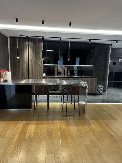 Apartament 2 camere, cu finisaje de lux - zona centrala!