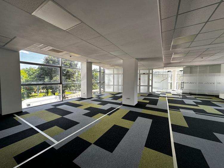 Spatiu comercial de inchiriat Podu Ros