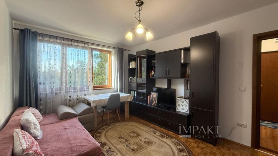Apartament cu 2 camere semidecomandat etaj 2/4 in Gheorgheni
