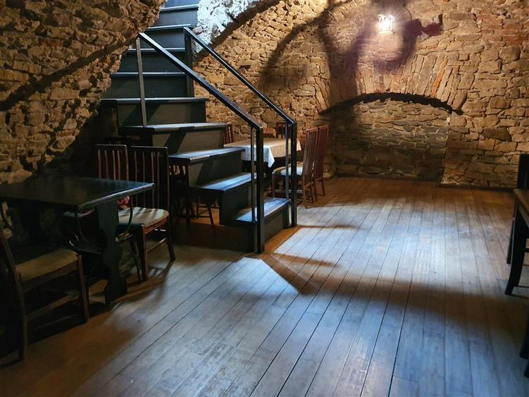 Investitie | Restaurant cu gradina de vara Old Times!