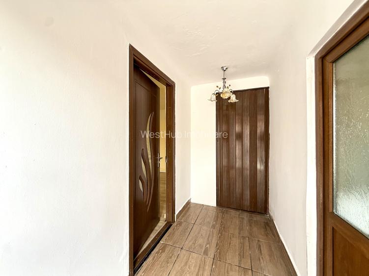 Casa individuala, cu potential, 5 camere, 479 mp teren - zona Ghirodei - 7