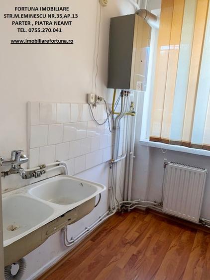Spatiu comercial multifunctional,cu trafic intens pietonal si auto,zona Centrala