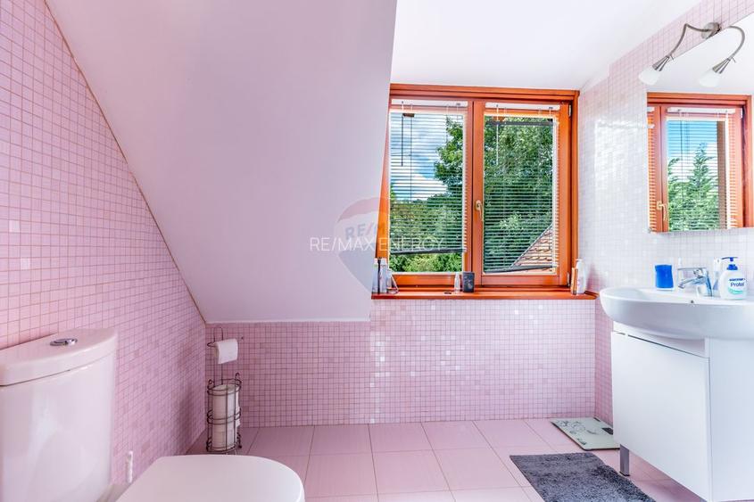 Casă / Vilă cu 6 camere de închiriat, tip estate, 0% comision - 11