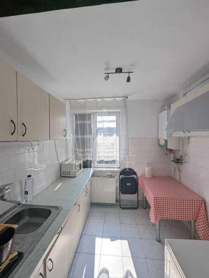 Apartament 2 camere în zona PIATA MIHAI VITEAZUL