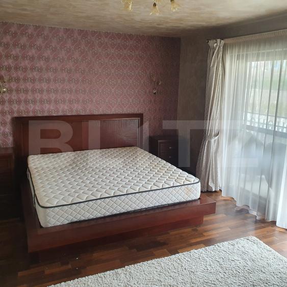 Casa individuala, 310 mp, 900 mp teren, zona Faget