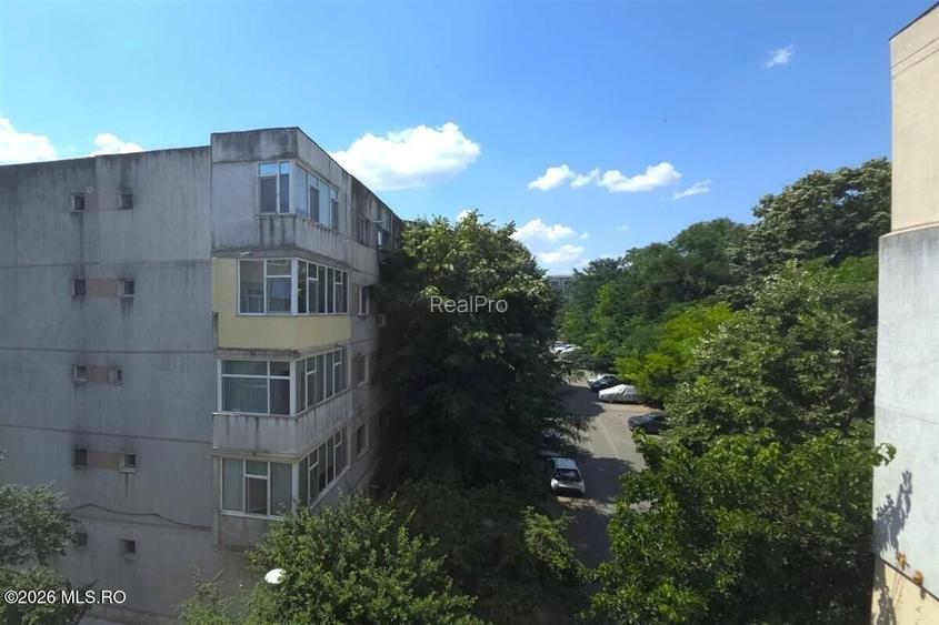 Tomis Nord - Badea Cartan, apartament cu 3 camere, decomandat, etaj 3! - 20
