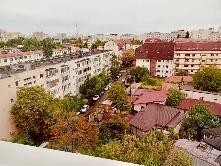 Apartament 2 camere Dristor, 7 minute de metrou, mobilat si utilat modern, liber