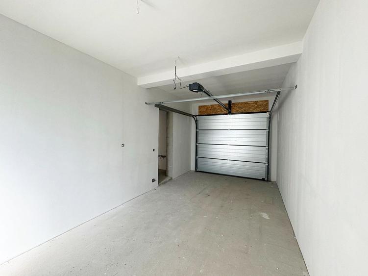 Casa tip duplex cu garaj, 130 mp utili - Floresti