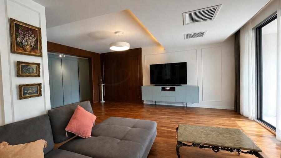 REA1029691 Apartament de vanzare 4 camere 200 mp Iancu Nicolae parcare subterana