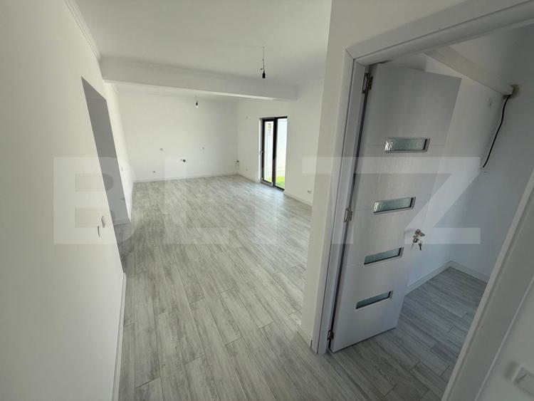 Casa parter, 65 mp utili, 220 mp teren, zona Damila