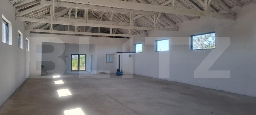 Hală industrială 370 mp + teren 10.000 mp | DN72 Suta Seaca