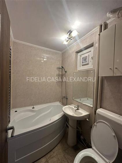 Apartament 3 camere de vanzare, semidecomandat, etaj intermediar, bloc fara risc - 17