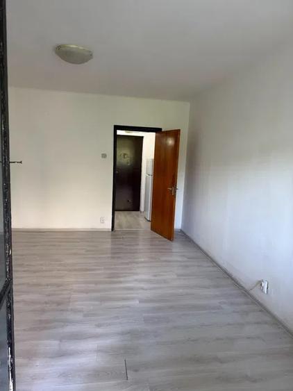 Berceni-Turnu-Magurele-Garsoniera