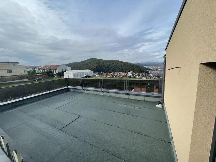 Casă cuplată, 119 mp utili, 3 niveluri și terase panoramice | VIVO