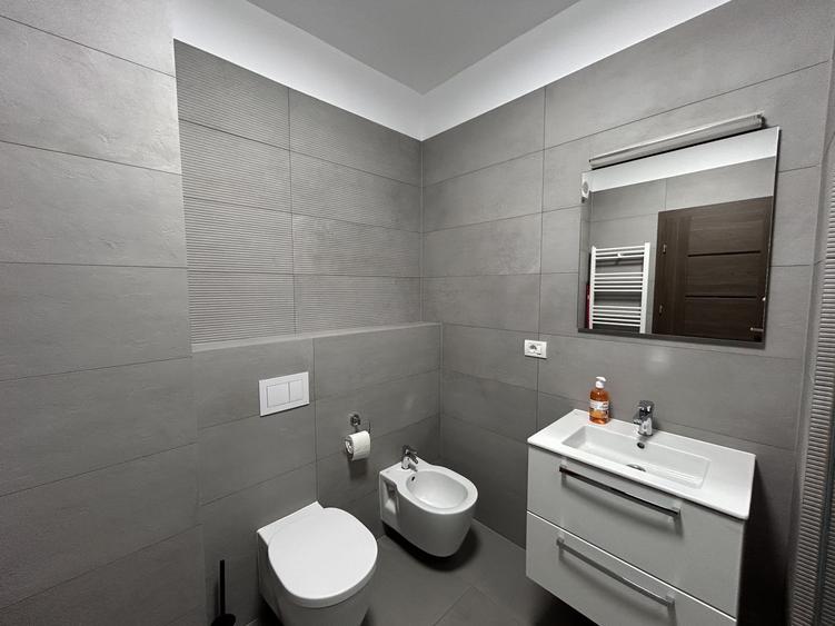 Apartament 2 camere Adora Park  de inchiriat